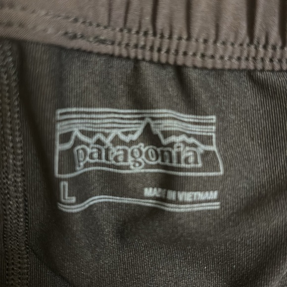 Patagonia Women’s Fleetwith Skort Size Large - Picture 16 of 16